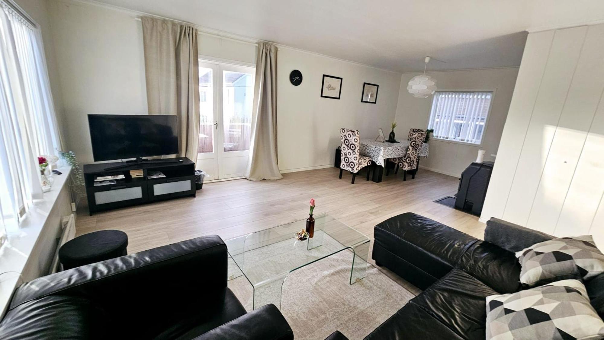 Koselig Leilighet Med Balkong Og Parkering. Stavanger Kültér fotó